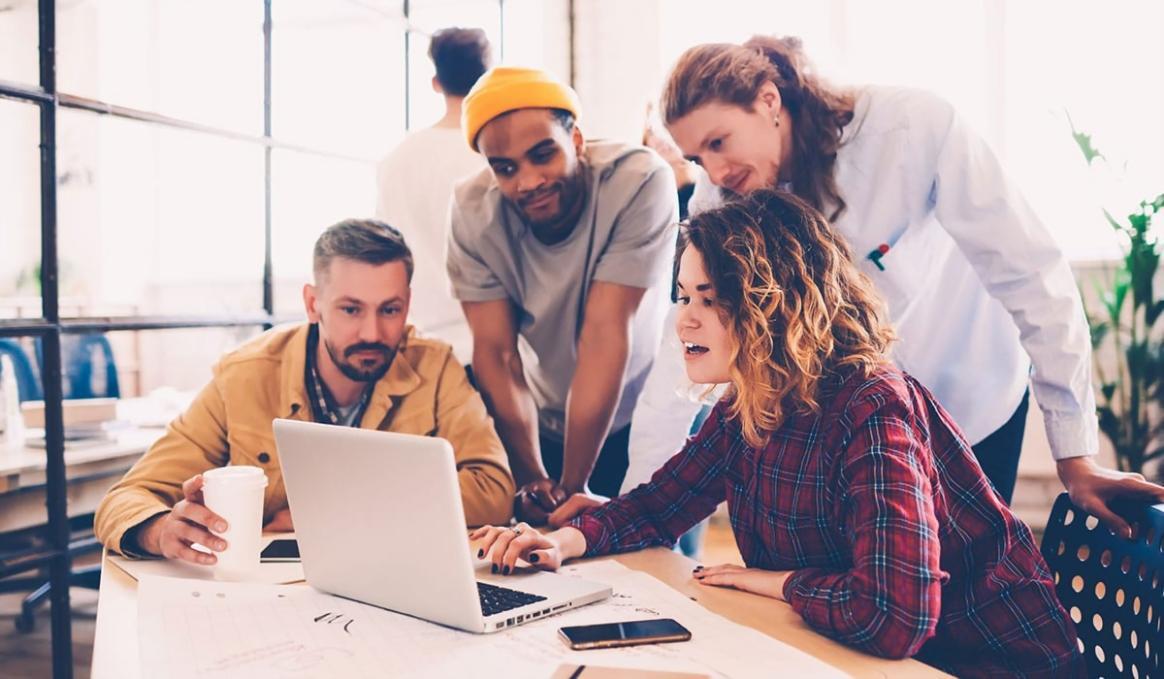 Interaktive Lernsession mit Live-Dashboard und Analysetools